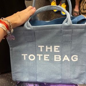 The tote bag